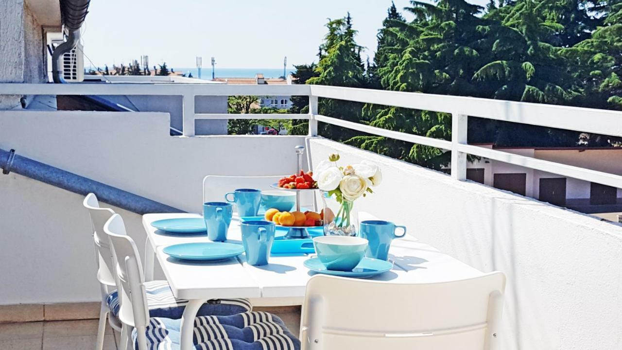 Deep Blue Apartment Poreč Exteriör bild