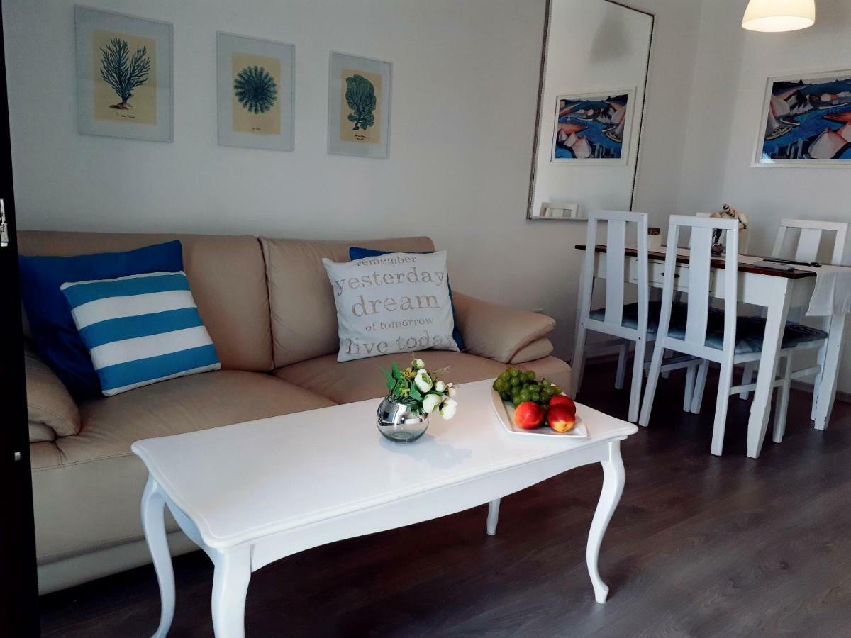 Deep Blue Apartment Poreč Exteriör bild