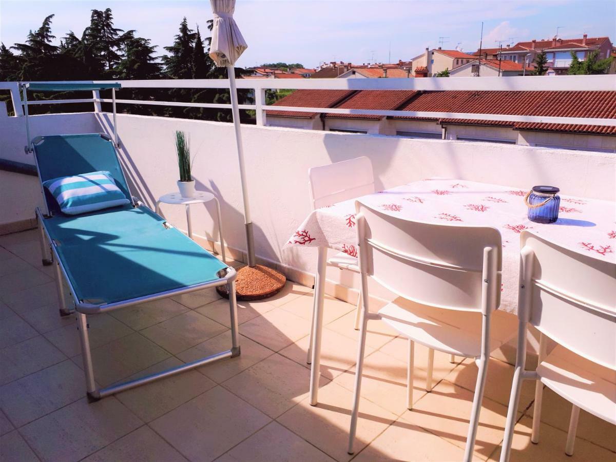 Deep Blue Apartment Poreč Exteriör bild